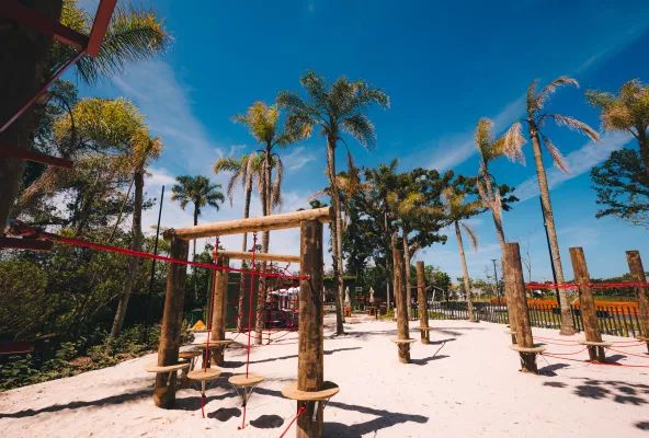 Vivapark Porto Belo inaugura playgrounds autorais e integrados à natureza